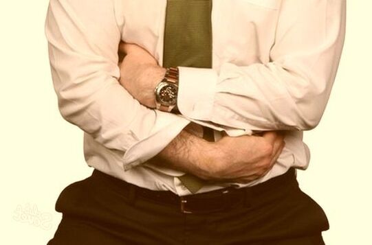 Dolore addominale come sintomo della presenza di parassiti nel corpo